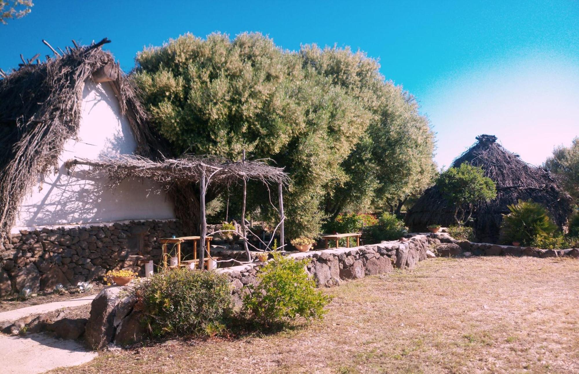 Ovile Juanne Loddo Orosei Exterior foto